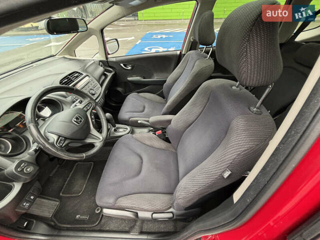 Красный Хонда Джаз, объемом двигателя 1.34 л и пробегом 107 тыс. км за 9500 $, фото 11 на Automoto.ua