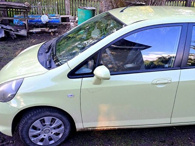 Хонда Джаз, объемом двигателя 1.3 л и пробегом 203 тыс. км за 4500 $, фото 1 на Automoto.ua