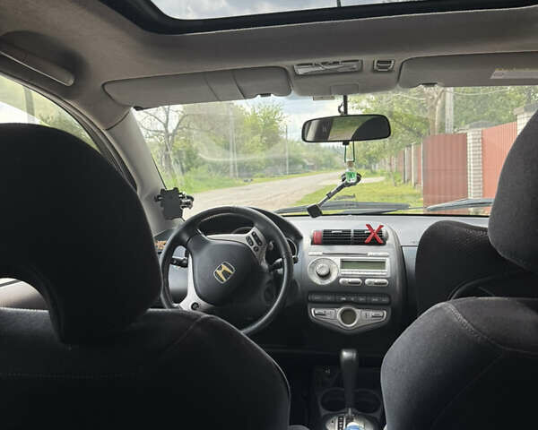 Хонда Джаз, объемом двигателя 1.4 л и пробегом 152 тыс. км за 5900 $, фото 11 на Automoto.ua
