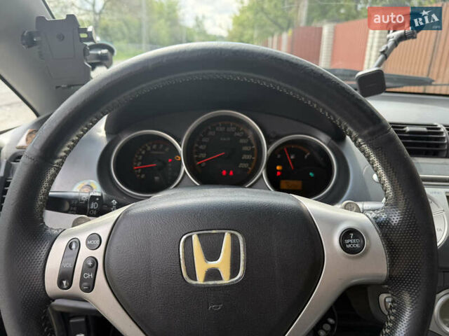 Хонда Джаз, объемом двигателя 1.4 л и пробегом 152 тыс. км за 5900 $, фото 13 на Automoto.ua