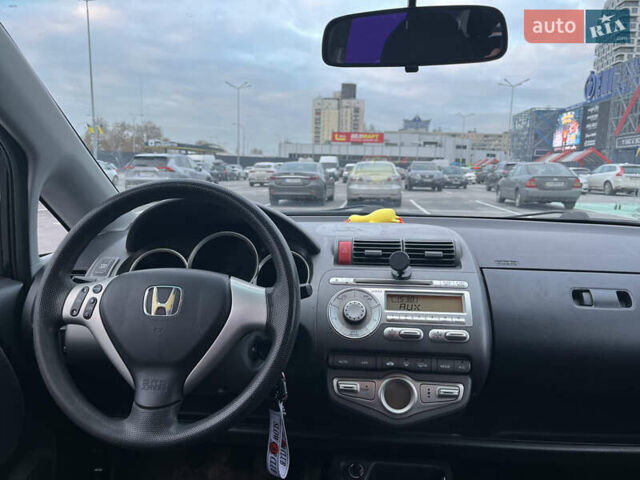 Хонда Джаз, объемом двигателя 1.3 л и пробегом 253 тыс. км за 4000 $, фото 12 на Automoto.ua