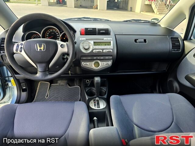 Хонда Джаз, объемом двигателя 1.4 л и пробегом 0 тыс. км за 6600 $, фото 6 на Automoto.ua
