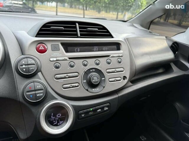Хонда Джаз, объемом двигателя 1.4 л и пробегом 208 тыс. км за 6999 $, фото 17 на Automoto.ua