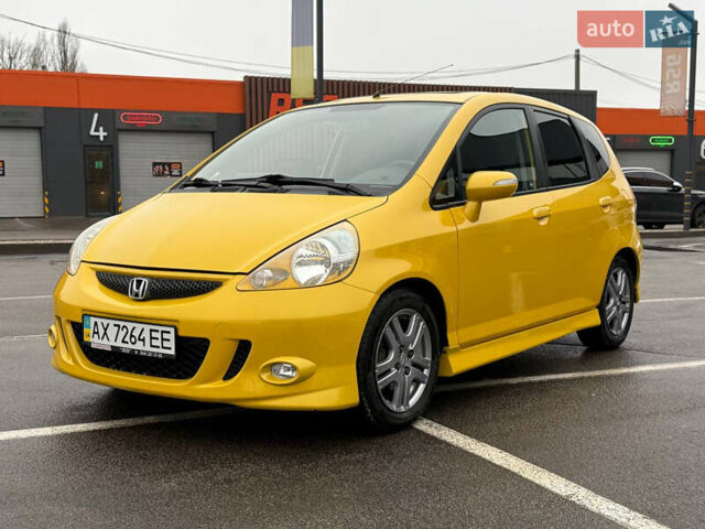 Жовтий Хонда Джаз, об'ємом двигуна 1.4 л та пробігом 137 тис. км за 6450 $, фото 3 на Automoto.ua