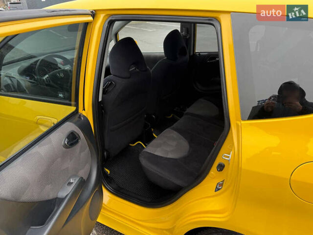 Жовтий Хонда Джаз, об'ємом двигуна 1.4 л та пробігом 137 тис. км за 6450 $, фото 17 на Automoto.ua