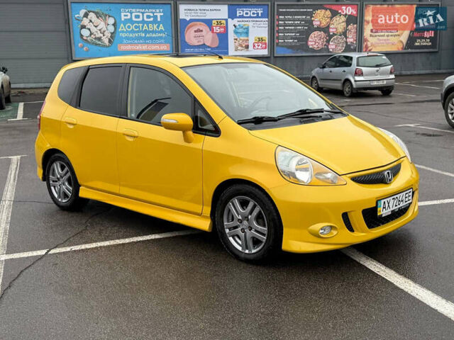 Жовтий Хонда Джаз, об'ємом двигуна 1.4 л та пробігом 137 тис. км за 6450 $, фото 1 на Automoto.ua