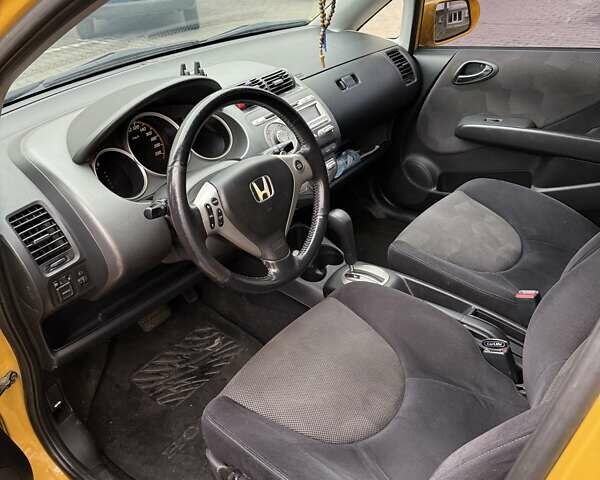 Желтый Хонда Джаз, объемом двигателя 1.34 л и пробегом 202 тыс. км за 6200 $, фото 21 на Automoto.ua