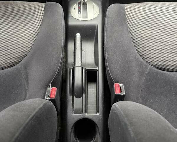 Желтый Хонда Джаз, объемом двигателя 1.34 л и пробегом 202 тыс. км за 6200 $, фото 29 на Automoto.ua