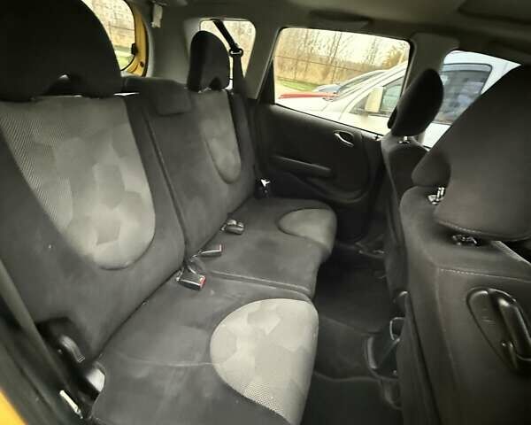 Желтый Хонда Джаз, объемом двигателя 1.34 л и пробегом 202 тыс. км за 6200 $, фото 38 на Automoto.ua