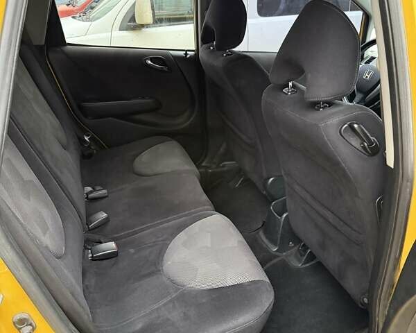 Желтый Хонда Джаз, объемом двигателя 1.34 л и пробегом 202 тыс. км за 6200 $, фото 40 на Automoto.ua