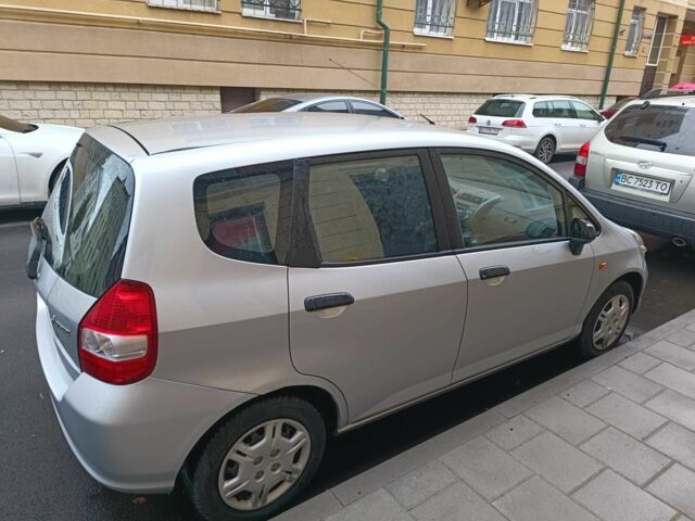 Серый Хонда Джаз, объемом двигателя 1.2 л и пробегом 147 тыс. км за 3800 $, фото 7 на Automoto.ua