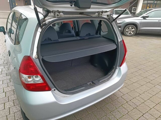 Серый Хонда Джаз, объемом двигателя 1.2 л и пробегом 147 тыс. км за 3800 $, фото 15 на Automoto.ua