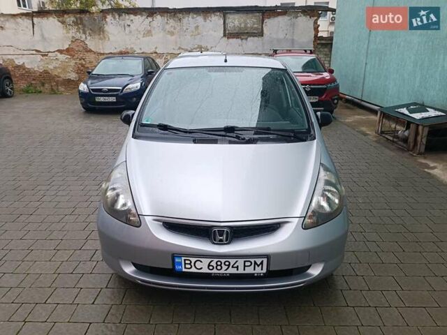Серый Хонда Джаз, объемом двигателя 1.2 л и пробегом 147 тыс. км за 3800 $, фото 9 на Automoto.ua