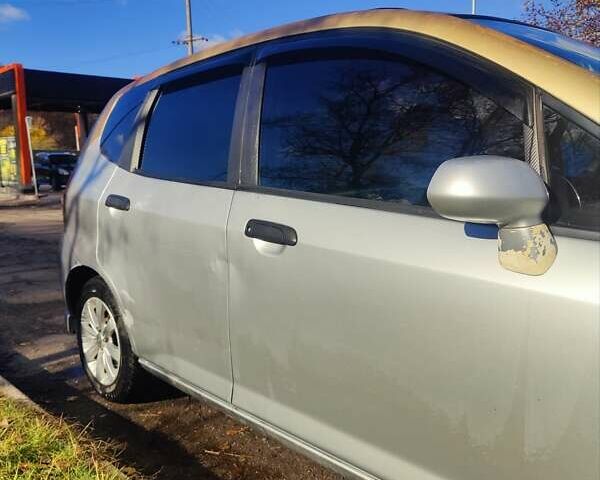 Серый Хонда Джаз, объемом двигателя 1.34 л и пробегом 295 тыс. км за 3749 $, фото 7 на Automoto.ua