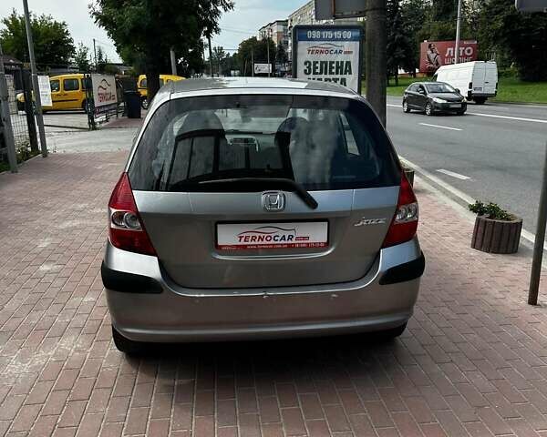 Серый Хонда Джаз, объемом двигателя 1.4 л и пробегом 193 тыс. км за 4290 $, фото 6 на Automoto.ua