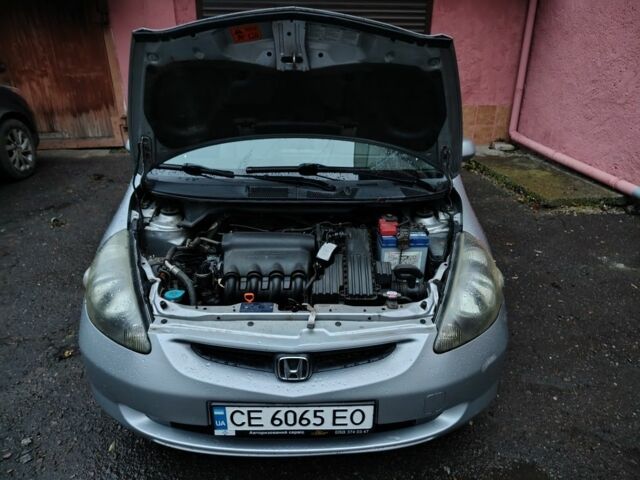 Серый Хонда Джаз, объемом двигателя 1.3 л и пробегом 270 тыс. км за 4300 $, фото 7 на Automoto.ua