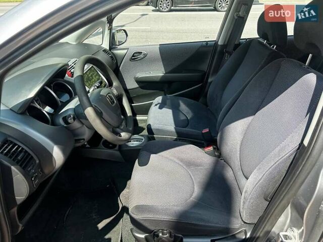 Серый Хонда Джаз, объемом двигателя 1.4 л и пробегом 193 тыс. км за 4290 $, фото 9 на Automoto.ua