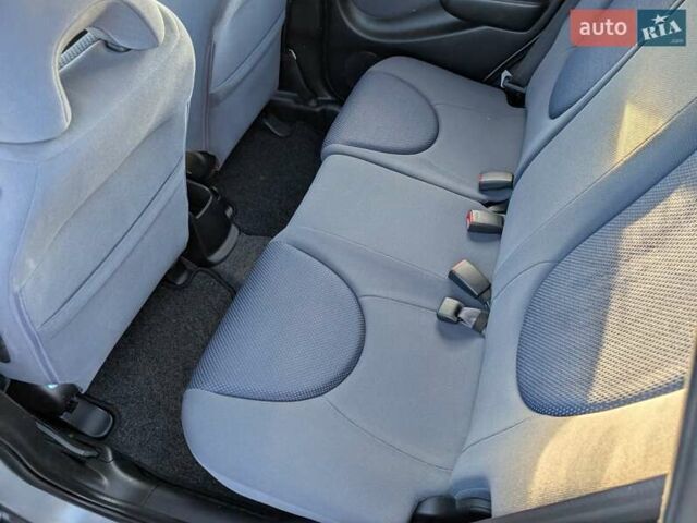 Серый Хонда Джаз, объемом двигателя 1.4 л и пробегом 125 тыс. км за 5850 $, фото 32 на Automoto.ua