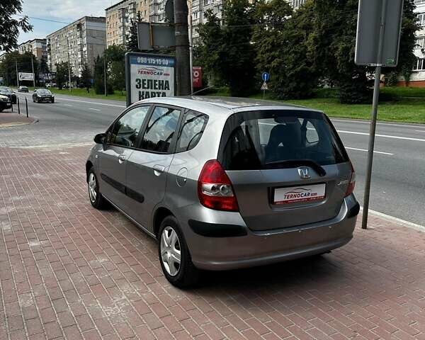 Серый Хонда Джаз, объемом двигателя 1.4 л и пробегом 193 тыс. км за 4290 $, фото 5 на Automoto.ua