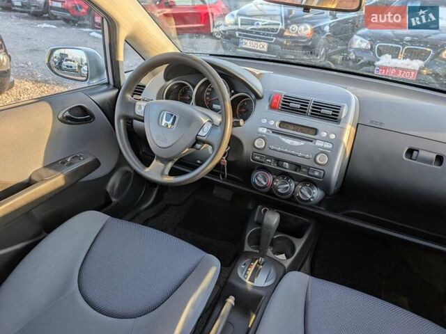 Серый Хонда Джаз, объемом двигателя 1.4 л и пробегом 125 тыс. км за 5850 $, фото 36 на Automoto.ua
