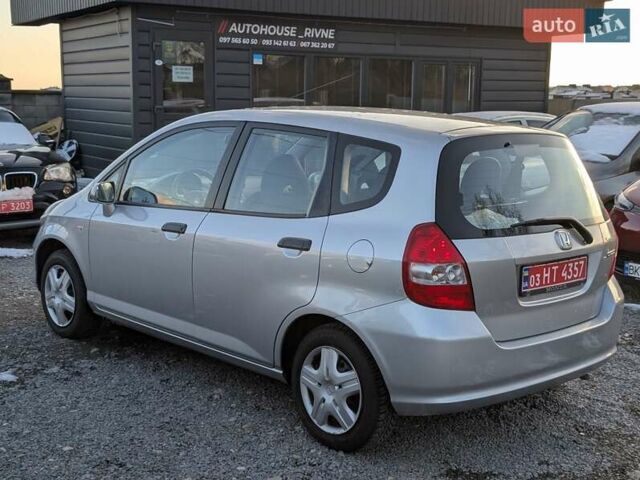 Серый Хонда Джаз, объемом двигателя 1.4 л и пробегом 125 тыс. км за 5850 $, фото 20 на Automoto.ua