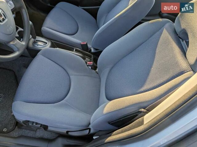 Серый Хонда Джаз, объемом двигателя 1.4 л и пробегом 125 тыс. км за 5850 $, фото 27 на Automoto.ua