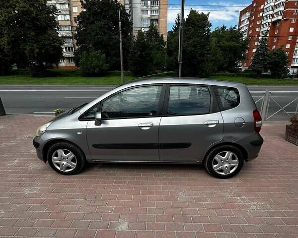 Серый Хонда Джаз, объемом двигателя 1.4 л и пробегом 193 тыс. км за 4290 $, фото 3 на Automoto.ua