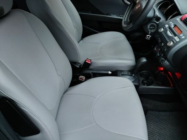 Серый Хонда Джаз, объемом двигателя 1.3 л и пробегом 270 тыс. км за 4300 $, фото 15 на Automoto.ua