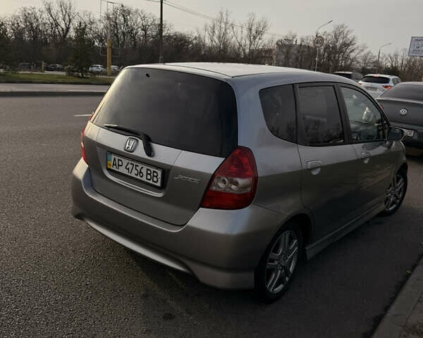 Серый Хонда Джаз, объемом двигателя 1.4 л и пробегом 173 тыс. км за 5000 $, фото 5 на Automoto.ua