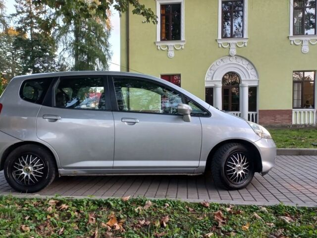 Сірий Хонда Джаз, об'ємом двигуна 0 л та пробігом 213 тис. км за 5000 $, фото 2 на Automoto.ua