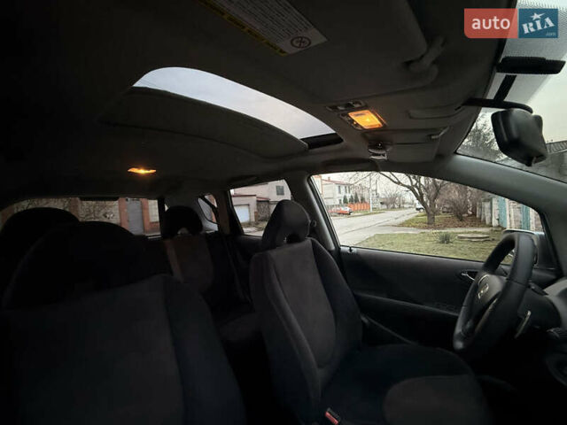 Серый Хонда Джаз, объемом двигателя 1.4 л и пробегом 173 тыс. км за 5000 $, фото 17 на Automoto.ua