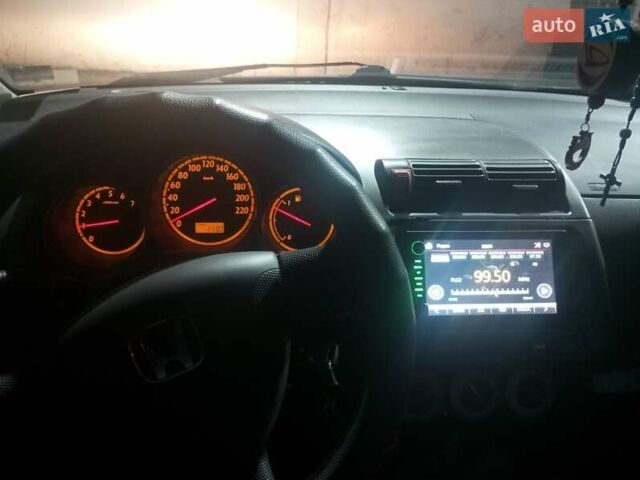 Сірий Хонда Джаз, об'ємом двигуна 1.3 л та пробігом 235 тис. км за 4800 $, фото 19 на Automoto.ua