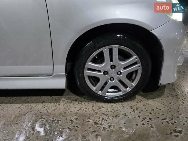 Сірий Хонда Джаз, об'ємом двигуна 1.4 л та пробігом 193 тис. км за 5300 $, фото 2 на Automoto.ua