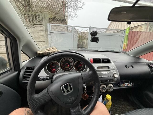 Серый Хонда Джаз, объемом двигателя 1.2 л и пробегом 2 тыс. км за 3500 $, фото 6 на Automoto.ua