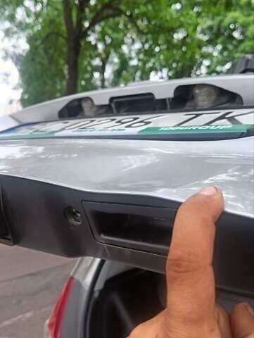 Серый Хонда Джаз, объемом двигателя 1.2 л и пробегом 233 тыс. км за 5600 $, фото 2 на Automoto.ua