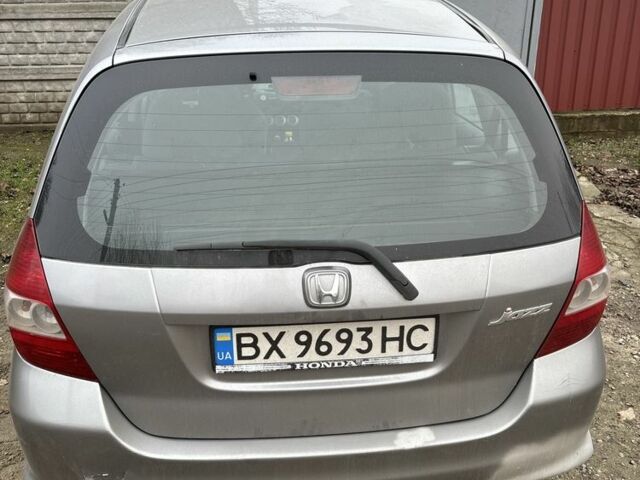 Серый Хонда Джаз, объемом двигателя 1.2 л и пробегом 2 тыс. км за 3500 $, фото 2 на Automoto.ua