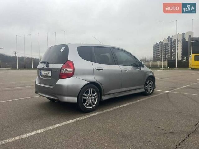 Сірий Хонда Джаз, об'ємом двигуна 1.3 л та пробігом 272 тис. км за 4800 $, фото 4 на Automoto.ua