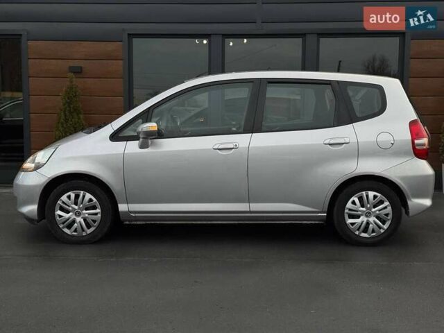 Сірий Хонда Джаз, об'ємом двигуна 0 л та пробігом 174 тис. км за 5600 $, фото 3 на Automoto.ua