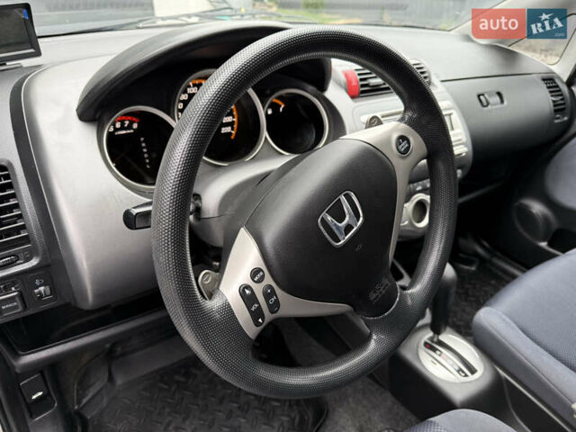 Серый Хонда Джаз, объемом двигателя 1.34 л и пробегом 123 тыс. км за 5700 $, фото 35 на Automoto.ua