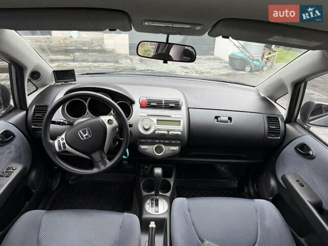 Серый Хонда Джаз, объемом двигателя 1.34 л и пробегом 123 тыс. км за 5700 $, фото 29 на Automoto.ua