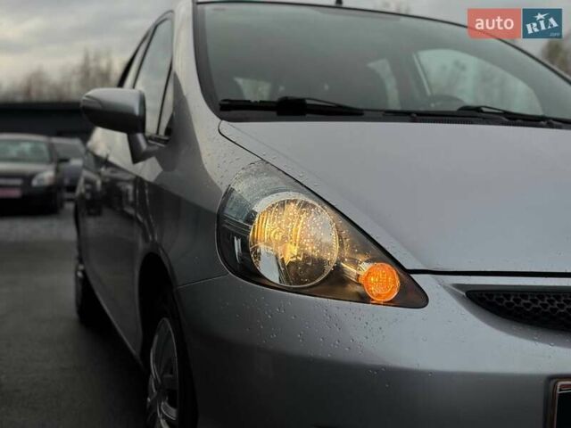 Сірий Хонда Джаз, об'ємом двигуна 0 л та пробігом 174 тис. км за 5600 $, фото 13 на Automoto.ua