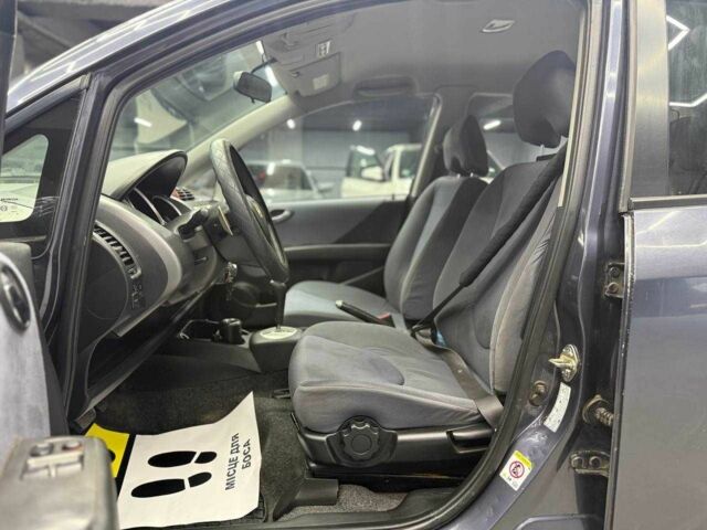 Хонда Джаз 2007 в Черновцах на Automoto.ua Серый Хонда Джаз, объемом двигателя 1.4 л и пробегом 227 тыс. км за 5800 $, фото 21 на Automoto.ua
