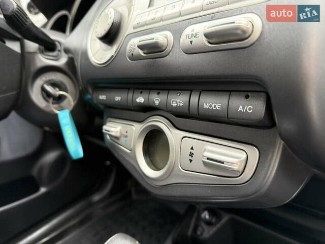 Серый Хонда Джаз, объемом двигателя 1.34 л и пробегом 123 тыс. км за 5700 $, фото 23 на Automoto.ua