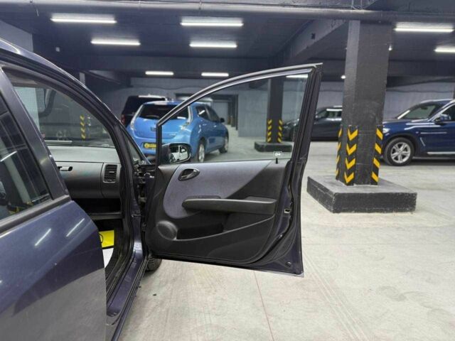 Хонда Джаз 2007 в Черновцах на Automoto.ua Серый Хонда Джаз, объемом двигателя 1.4 л и пробегом 227 тыс. км за 5800 $, фото 9 на Automoto.ua