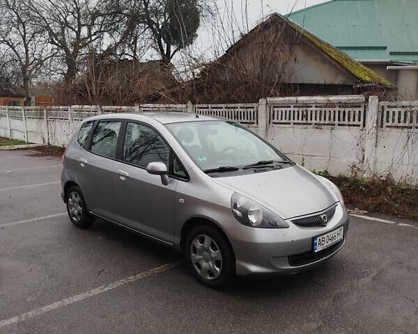 Сірий Хонда Джаз, об'ємом двигуна 1.25 л та пробігом 269 тис. км за 4100 $, фото 1 на Automoto.ua