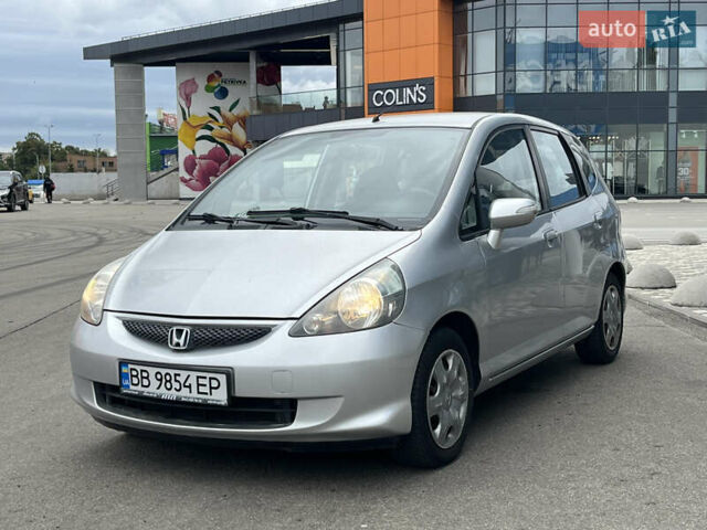 Серый Хонда Джаз, объемом двигателя 1.34 л и пробегом 218 тыс. км за 4350 $, фото 2 на Automoto.ua
