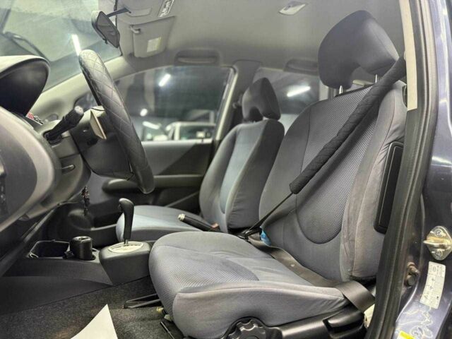 Хонда Джаз 2007 в Черновцах на Automoto.ua Серый Хонда Джаз, объемом двигателя 1.4 л и пробегом 227 тыс. км за 5800 $, фото 20 на Automoto.ua