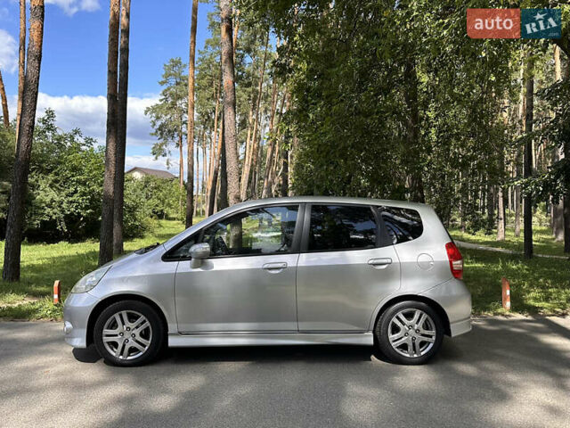 Серый Хонда Джаз, объемом двигателя 1.34 л и пробегом 173 тыс. км за 5900 $, фото 2 на Automoto.ua