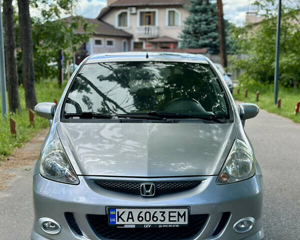 Серый Хонда Джаз, объемом двигателя 1.34 л и пробегом 173 тыс. км за 5900 $, фото 13 на Automoto.ua