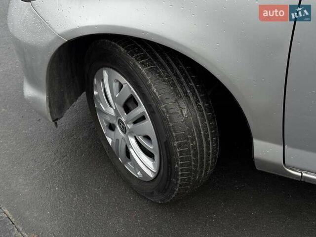 Сірий Хонда Джаз, об'ємом двигуна 0 л та пробігом 174 тис. км за 5600 $, фото 1 на Automoto.ua